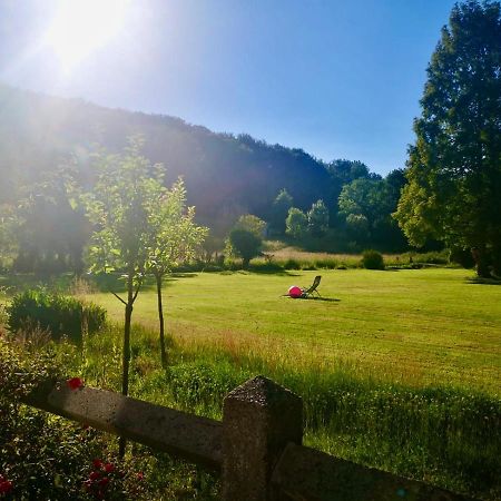 Aux Jolies Sources Bed and Breakfast Saint-Aubin-sur-Scie Exteriör bild