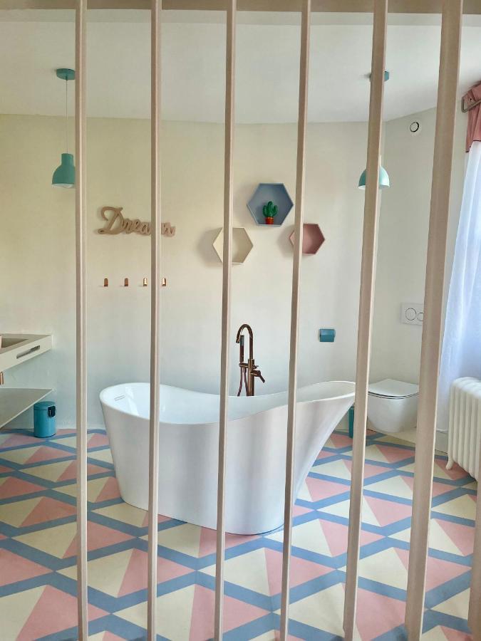 Aux Jolies Sources Bed and Breakfast Saint-Aubin-sur-Scie Exteriör bild